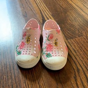 Pink native flower shoes